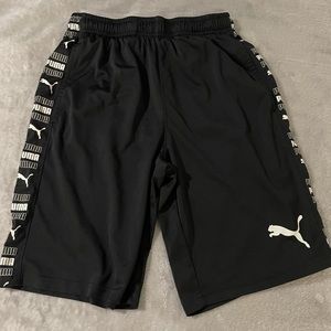 Puma, basketball shorts, size S